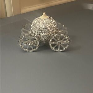 Elegant Silver Carriage Jewelry Box